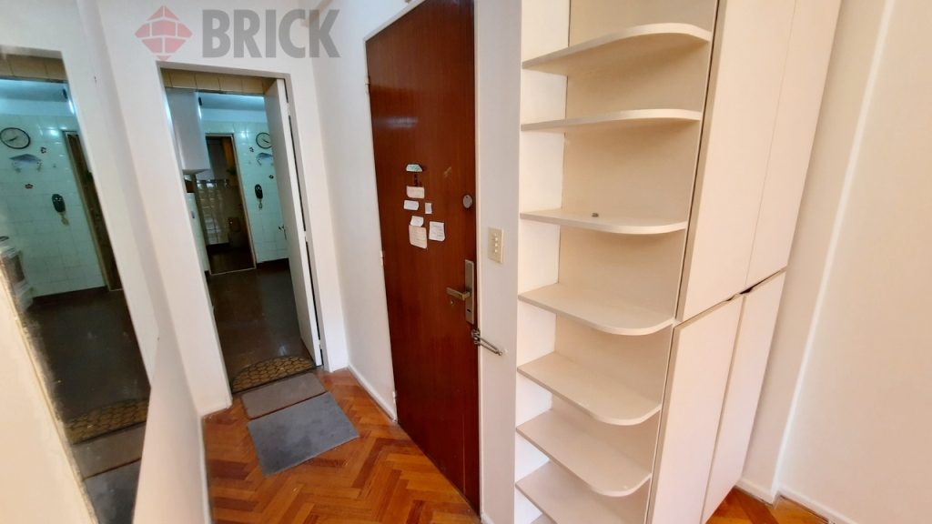 ECUADOR al 1400 Piso 7 14