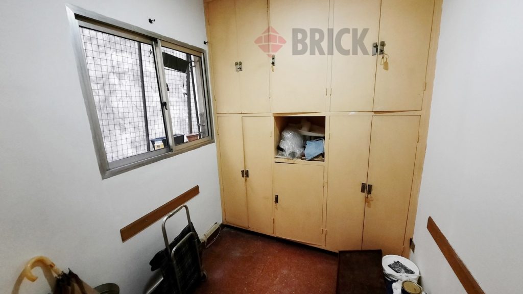 ECUADOR al 1400 Piso 7 21