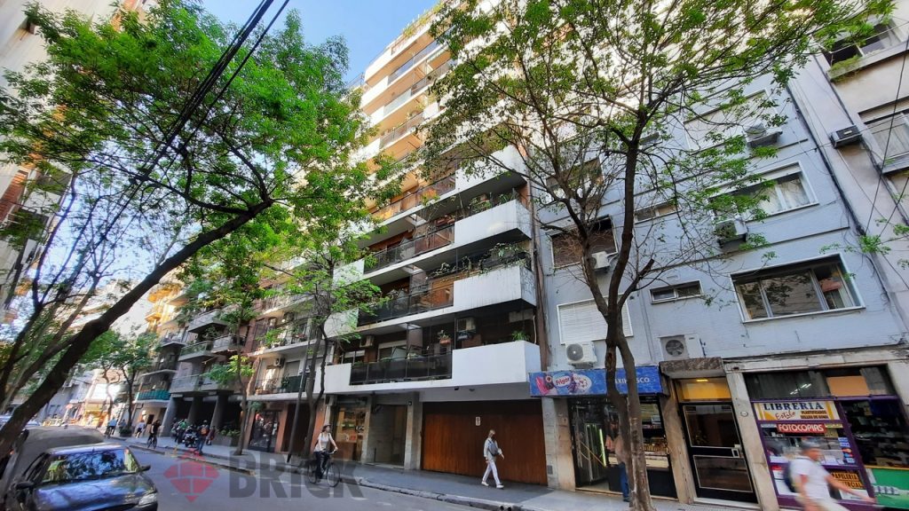 ECUADOR al 1400 Piso 7 26