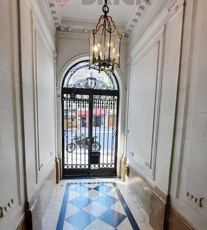 SANTA FE, AV. al 2600 Piso 3 27