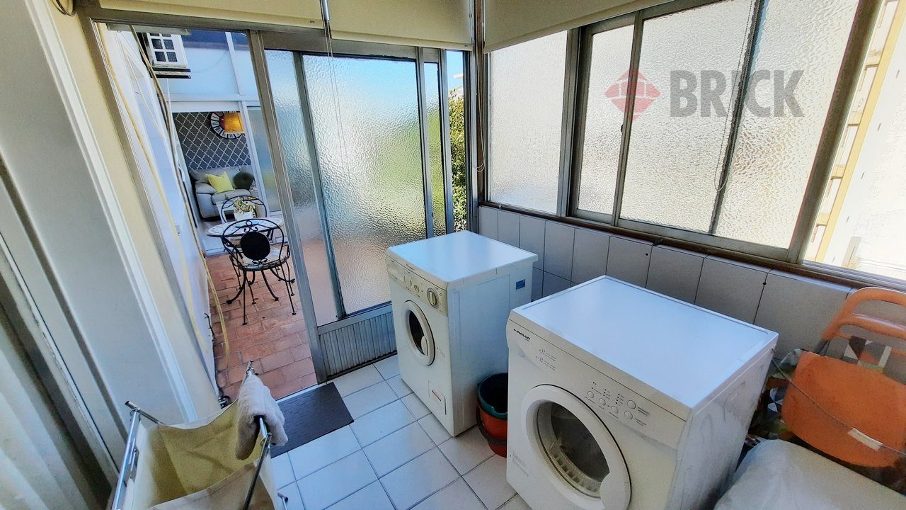 ROJAS al 300 Piso 6 15