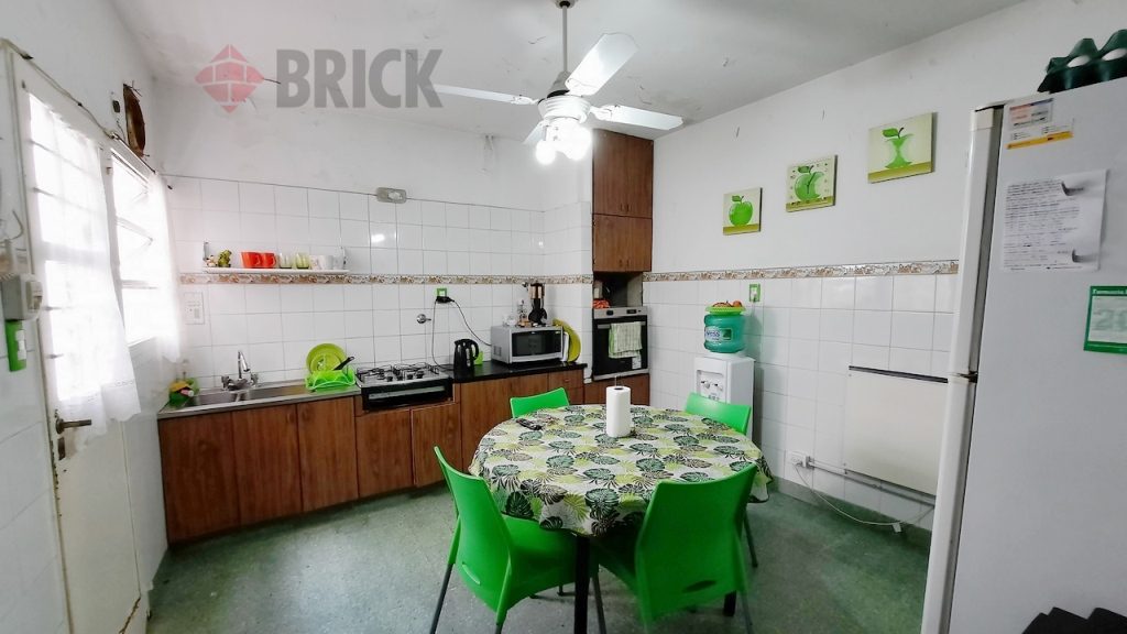 LOS PATOS al 3200 Piso PB 14