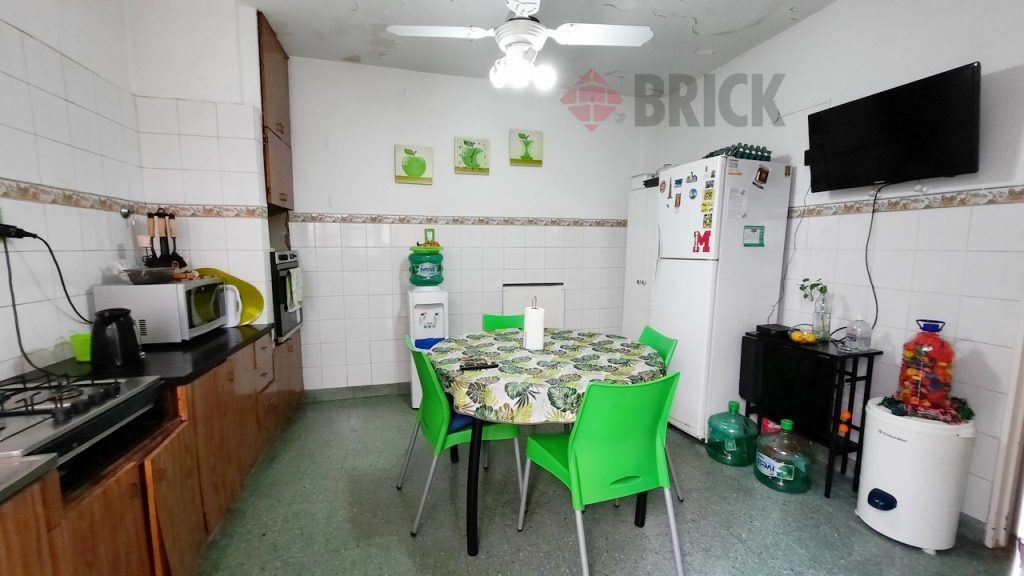 LOS PATOS al 3200 Piso PB 15