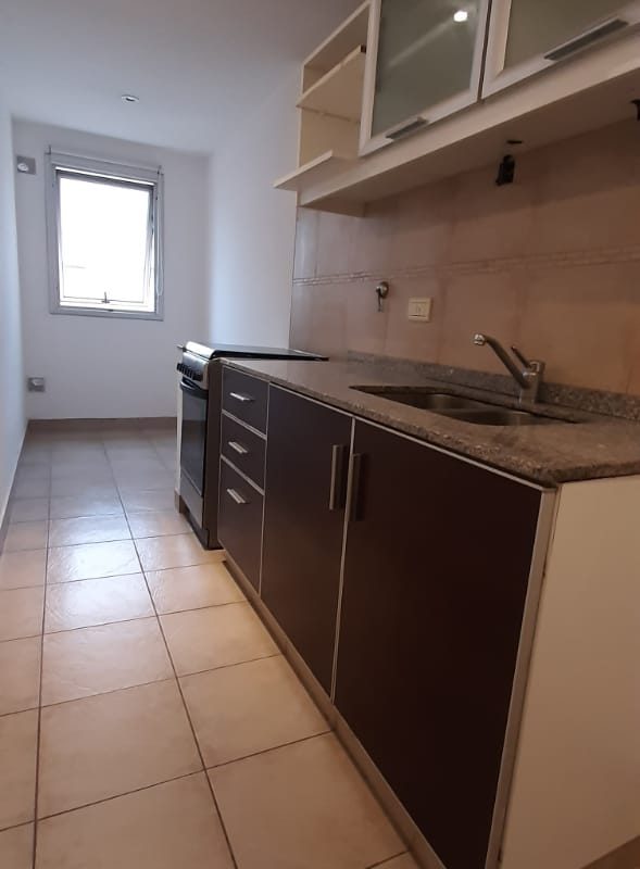 ALEM, LEANDRO N. al 1600 Piso 3 5