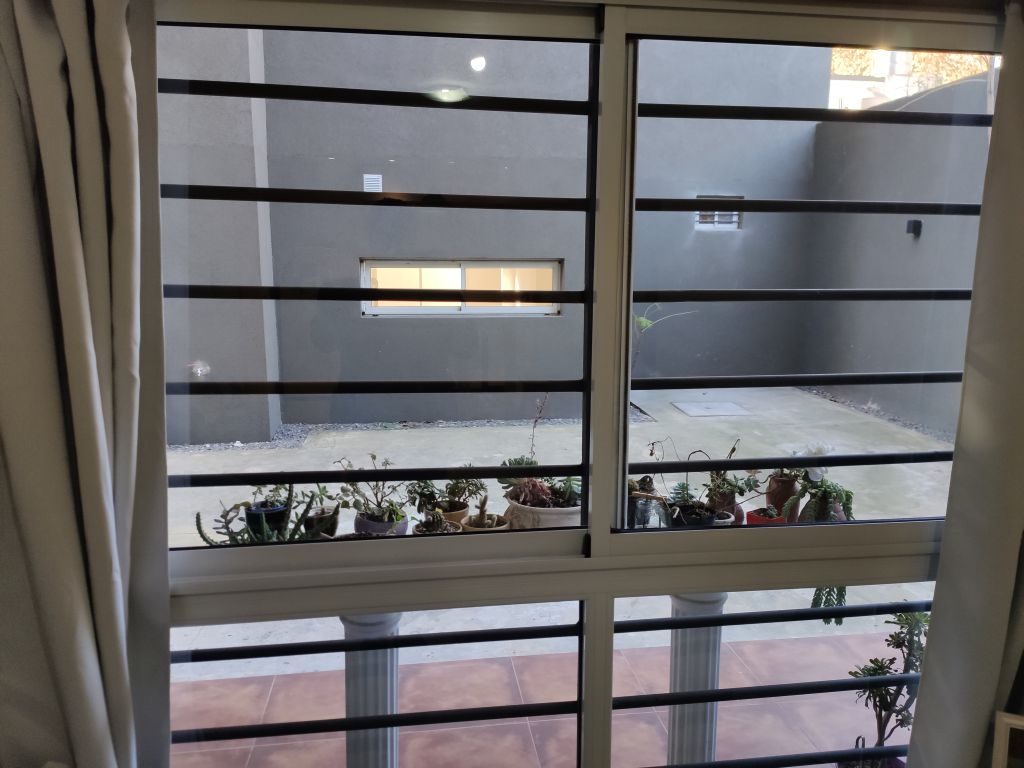 FONROUGE al 200 Piso PB 6