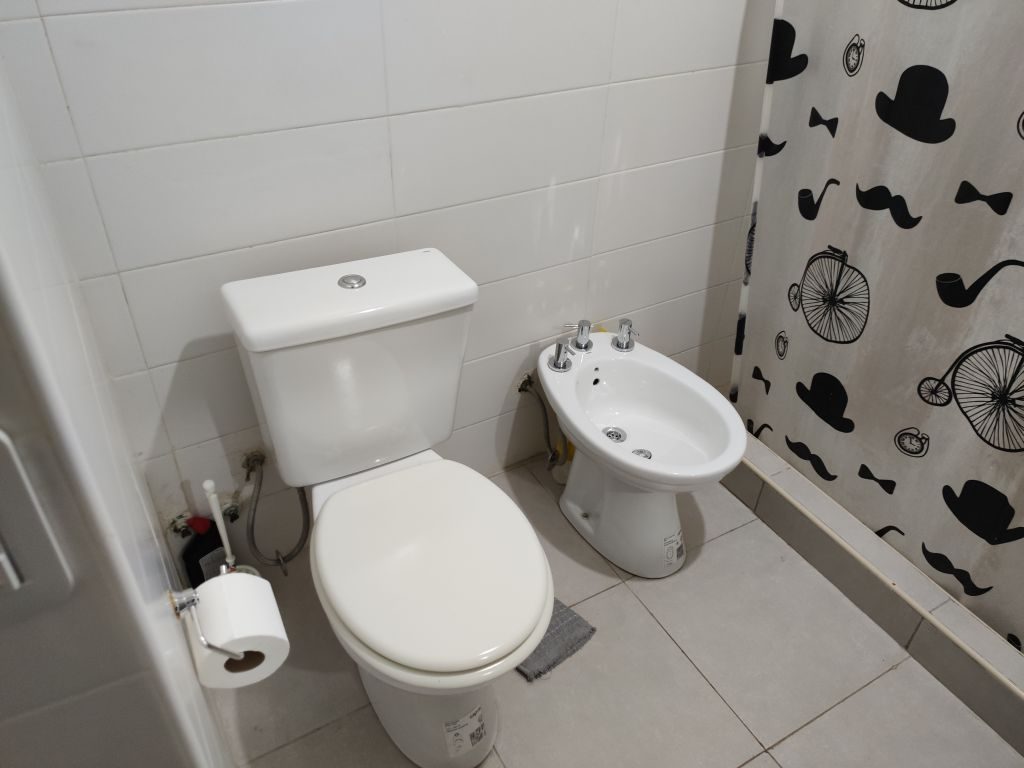 FONROUGE al 200 Piso PB 16