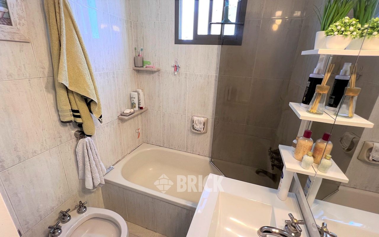 SCALABRINI ORTIZ, RAUL, AV. al 1200 Piso 6 14