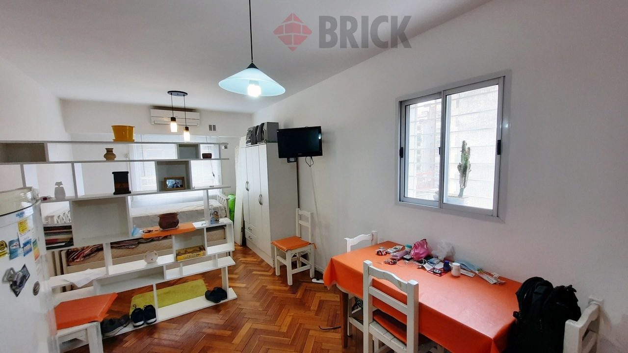 PUEYRREDON, AV. al 1300 Piso 7 1