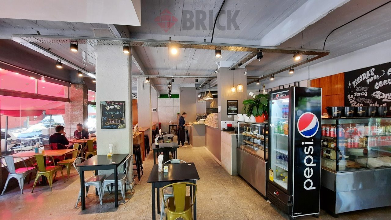 CASEROS, AV. al 3000 2