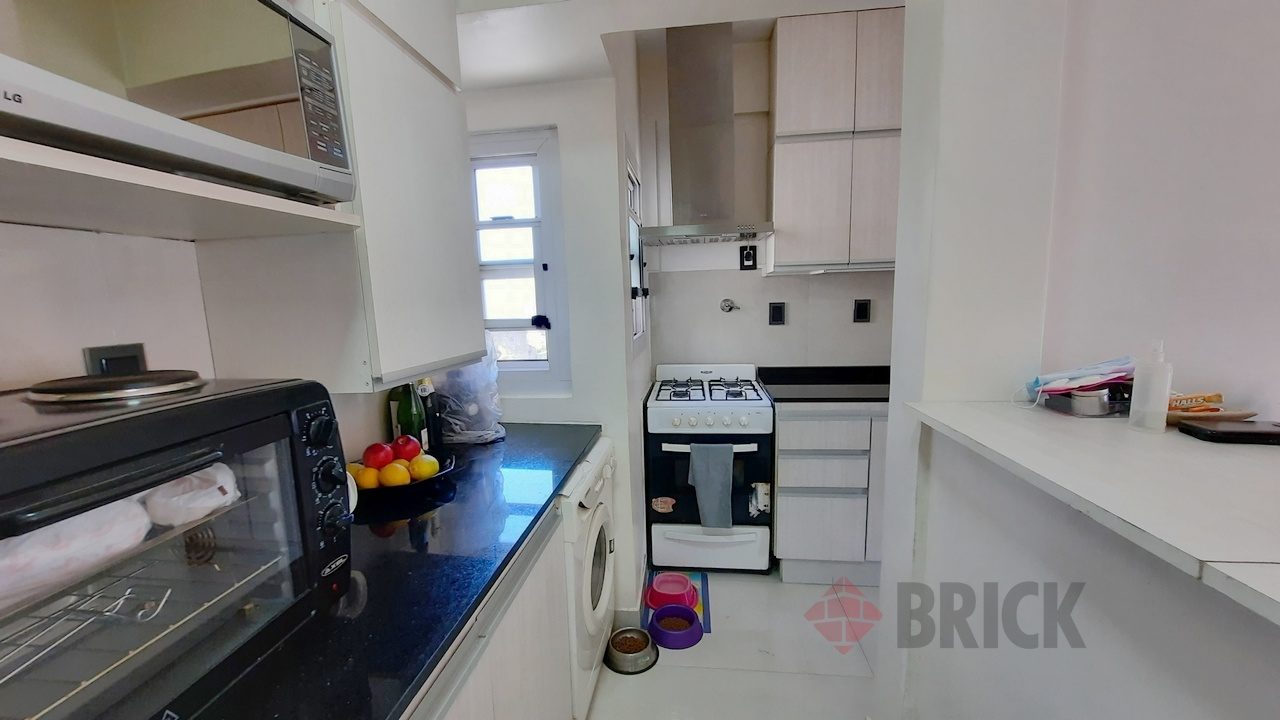 ECUADOR al 700 Piso 9 8