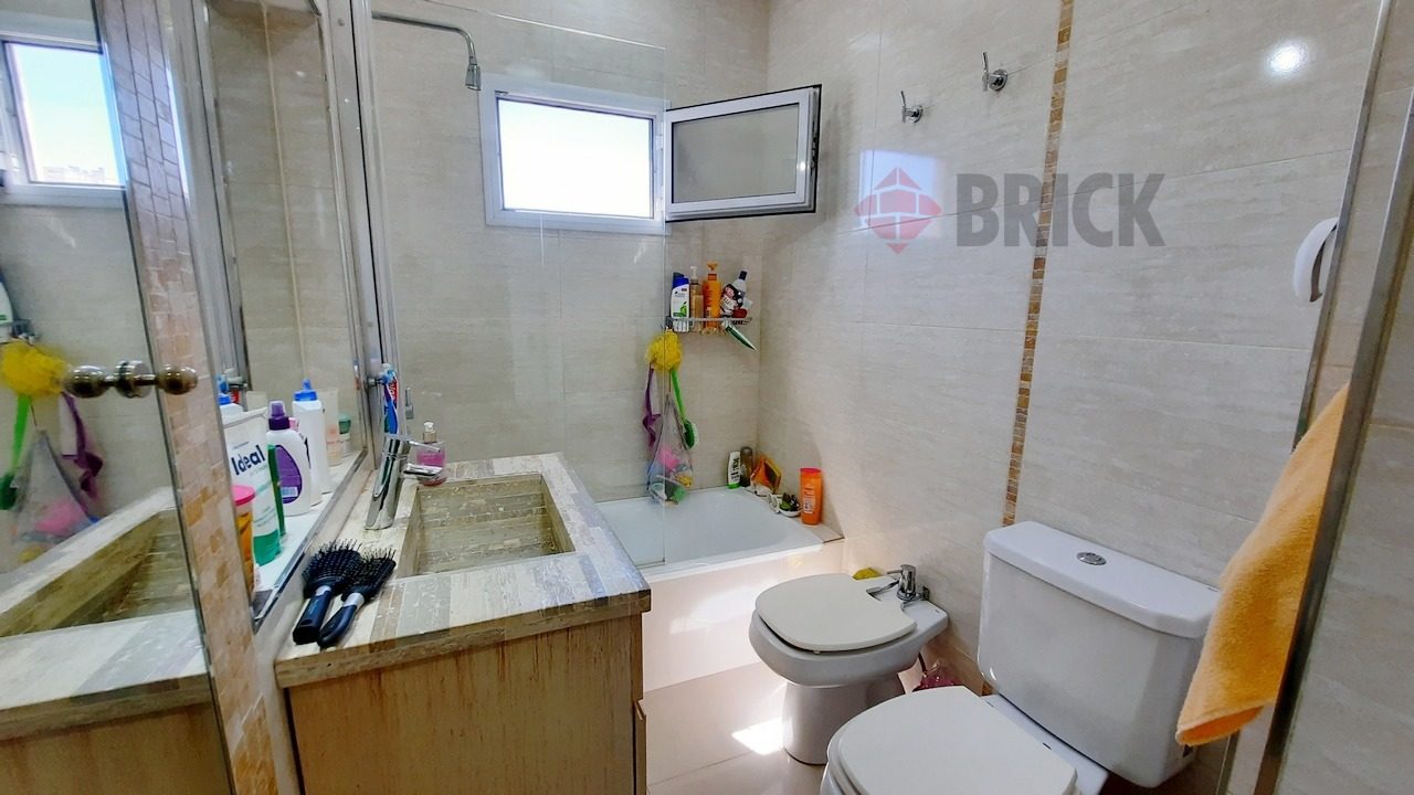 ECUADOR al 700 Piso 9 15