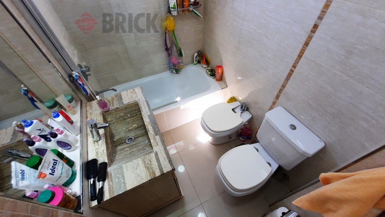 ECUADOR al 700 Piso 9 17