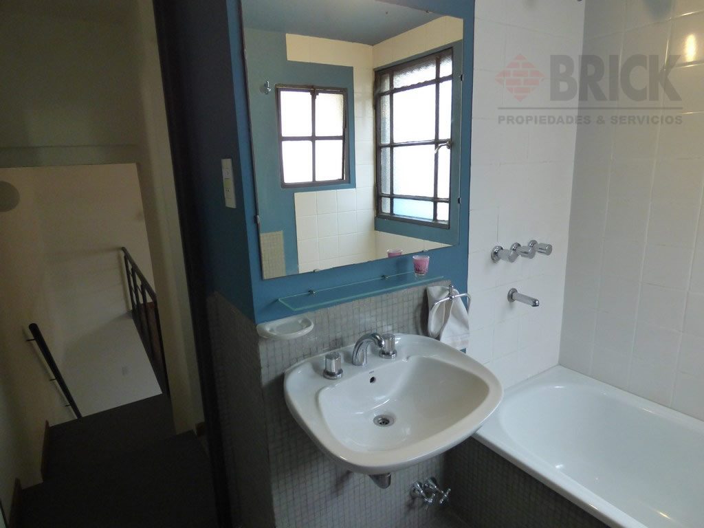 DIRECTORIO, AV. al 700 Piso PB 32