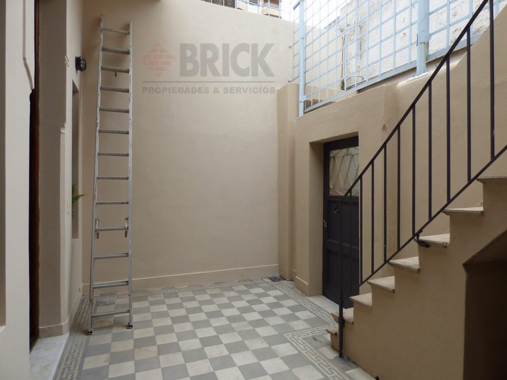 DIRECTORIO, AV. al 700 Piso PB 8