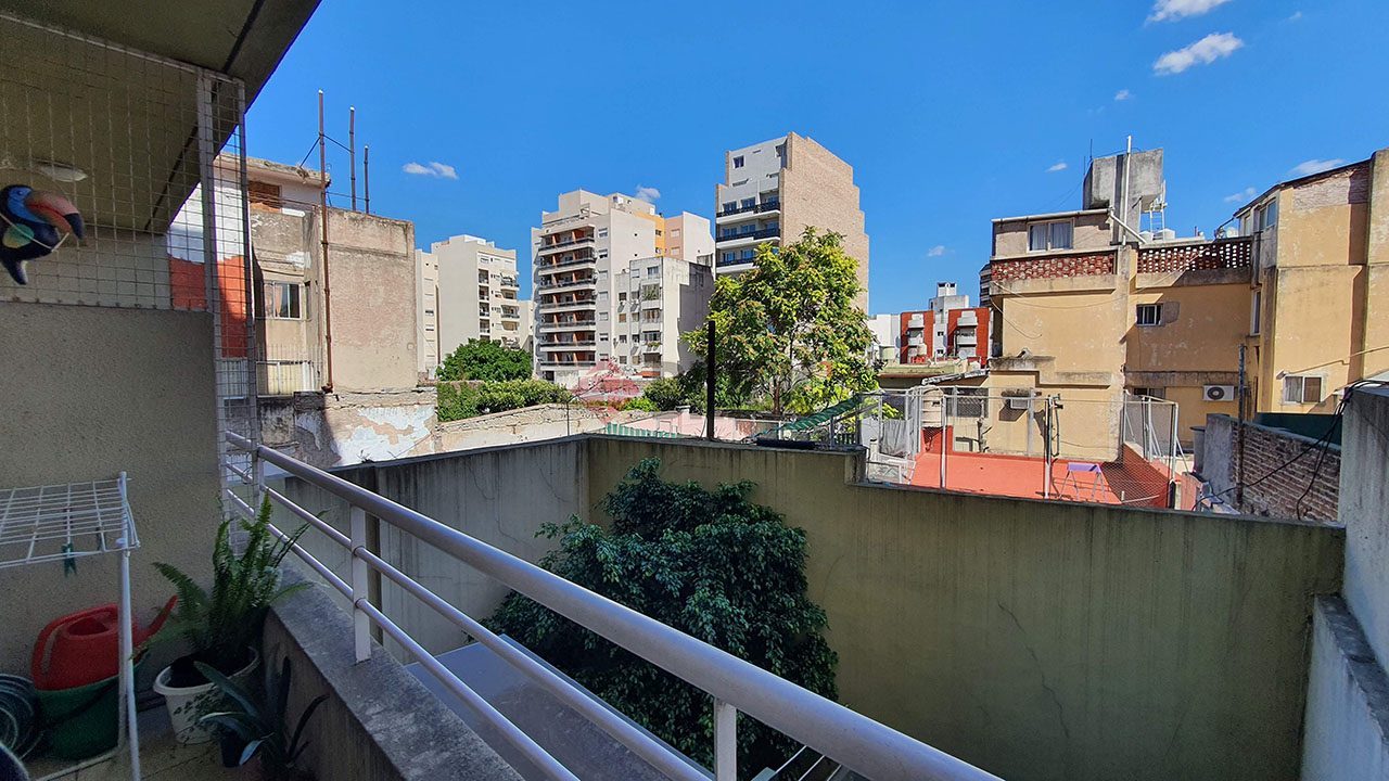 RIVADAVIA, AV. al 10500 Piso 2 5