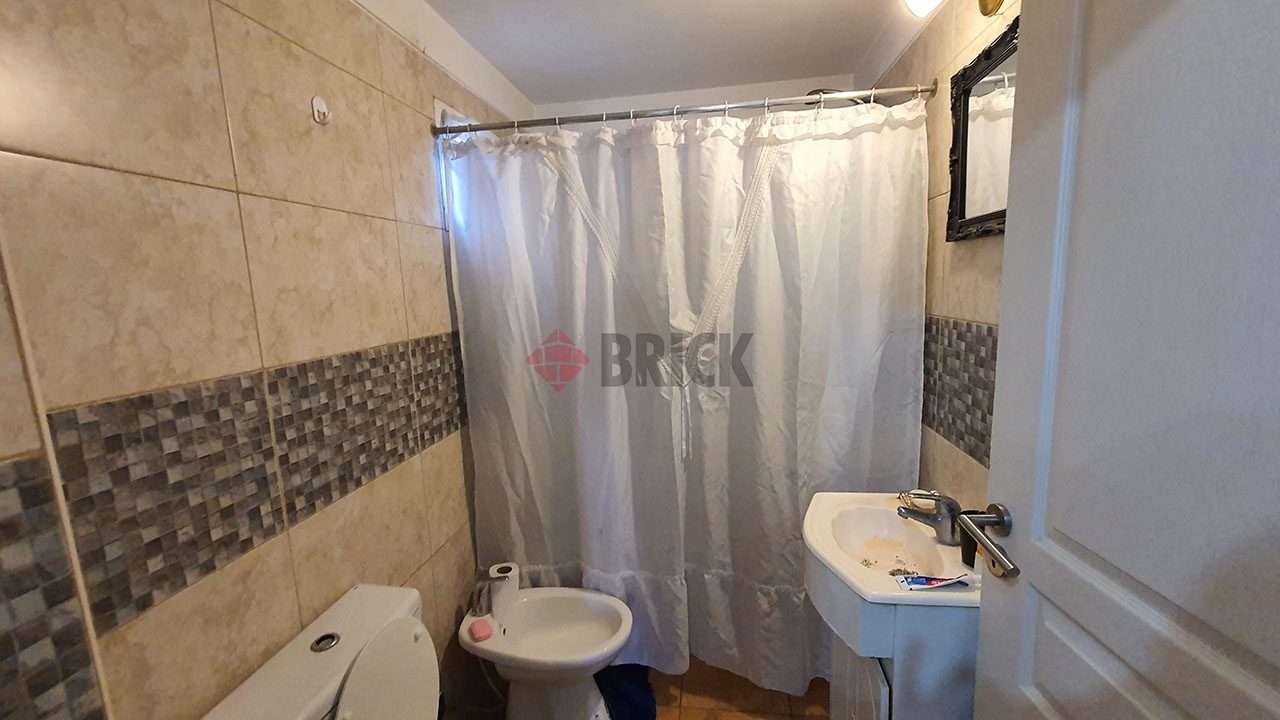 RIVADAVIA, AV. al 10500 Piso 2 7