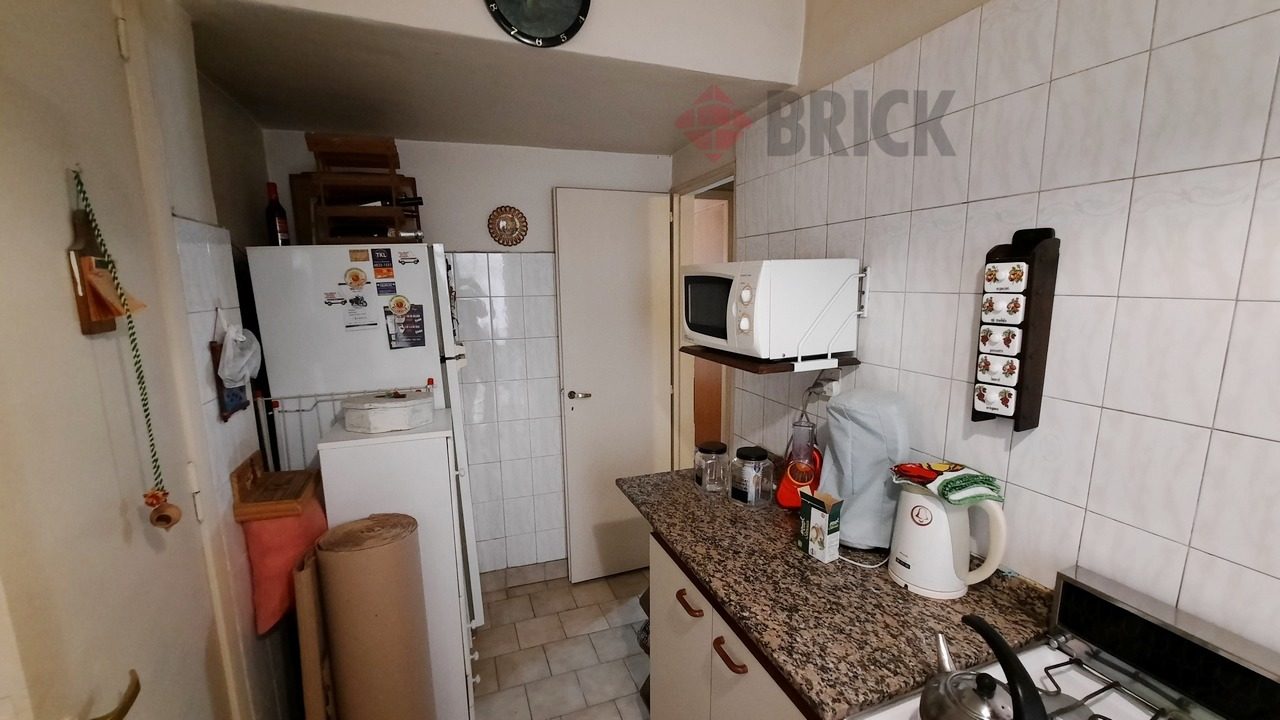 AGUIRRE al 1100 Piso PB 16