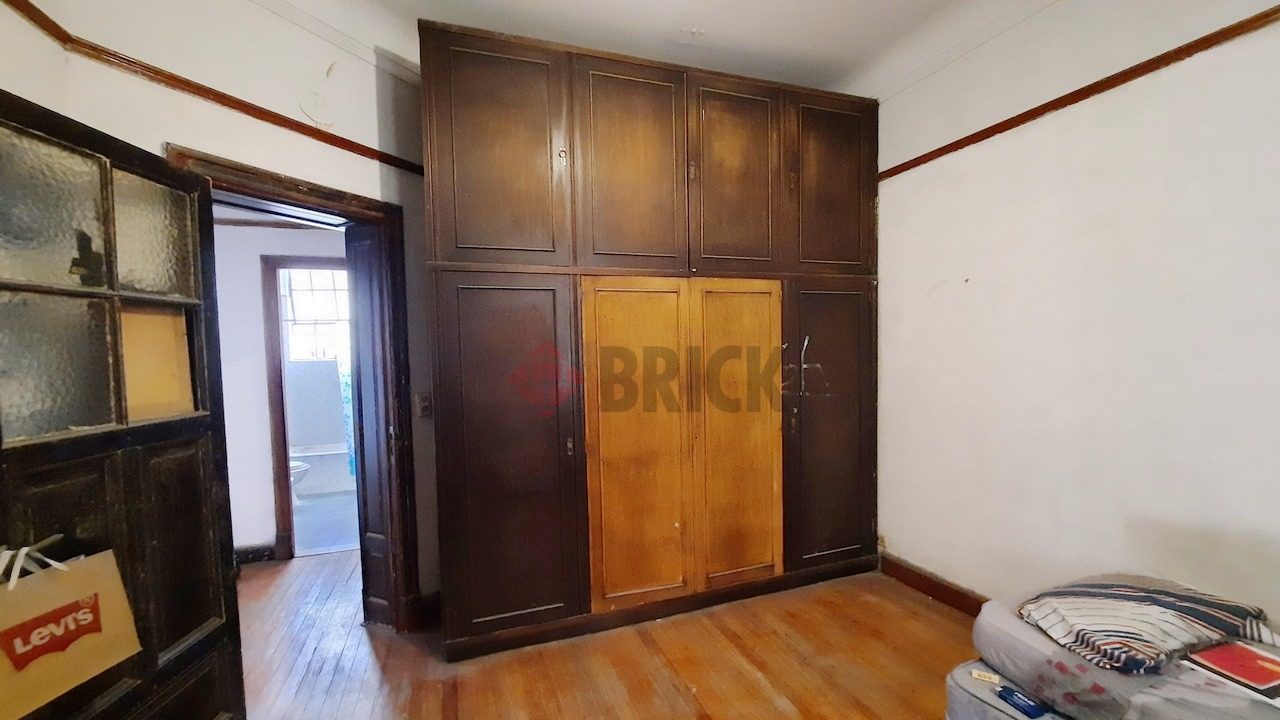 RIVADAVIA, AV. al 3200 Piso 2 8