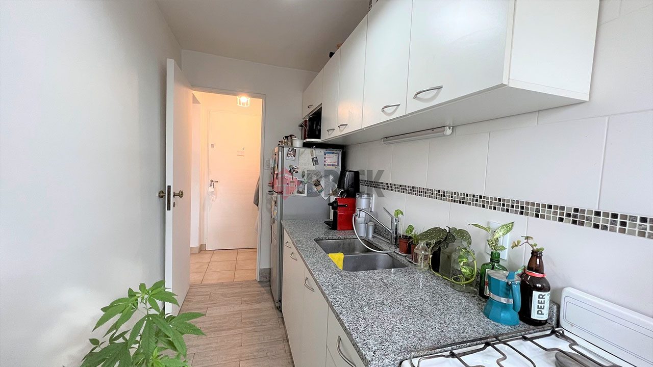 THAMES al 400 Piso 6 5