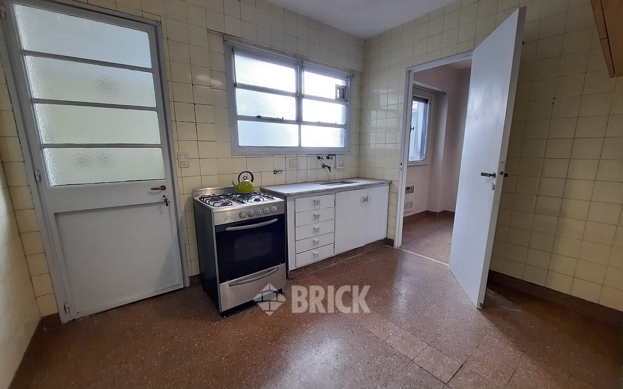 ARENALES al 2500 Piso 9 17