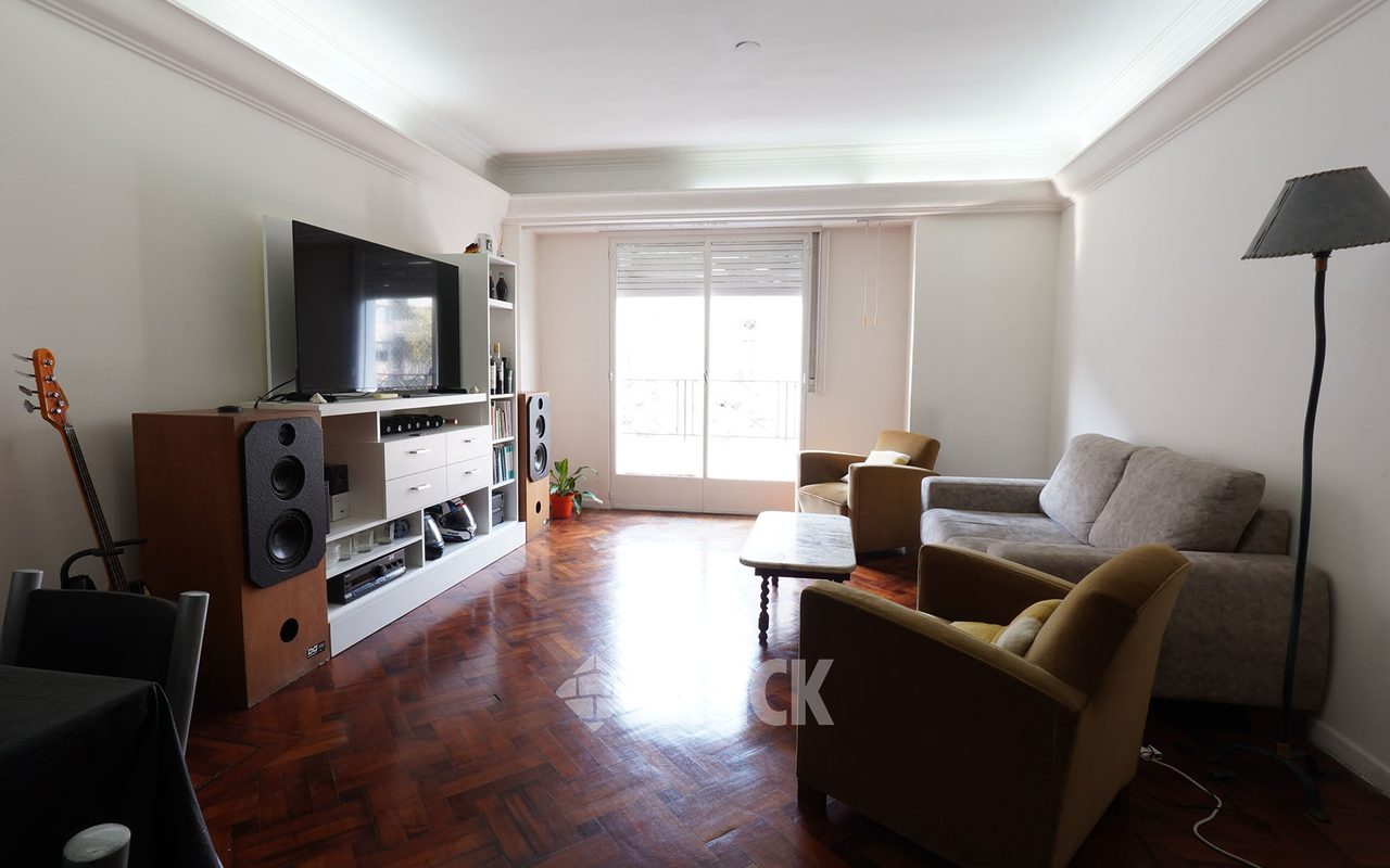 CAMARGO al 800 Piso 4 1