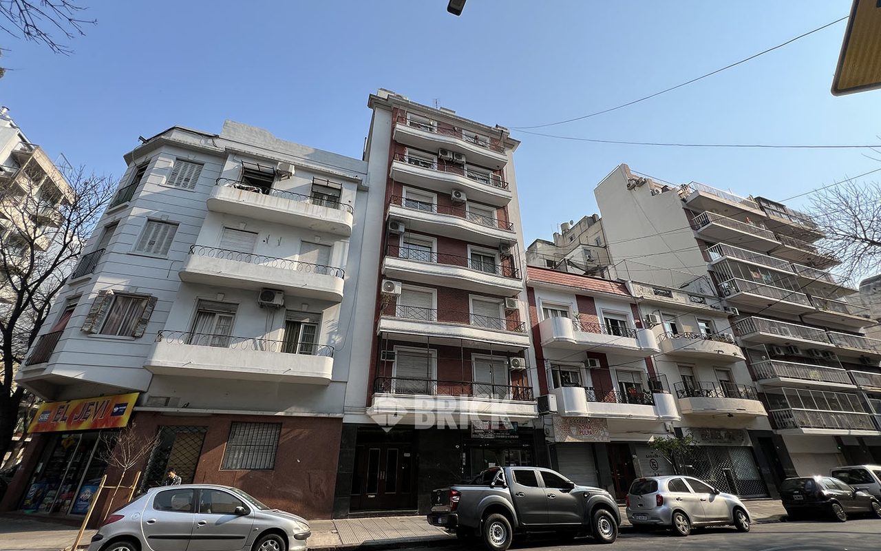 CAMARGO al 800 Piso 4 23