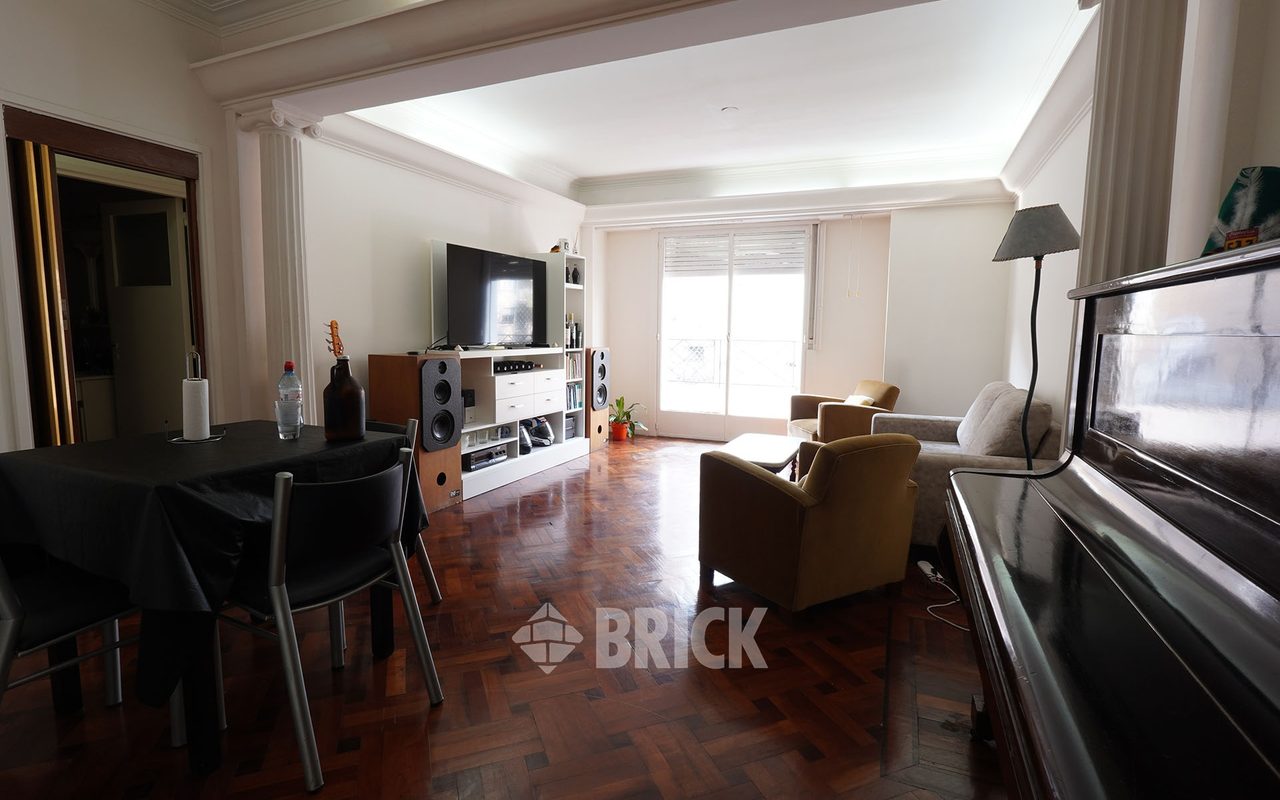 CAMARGO al 800 Piso 4 3