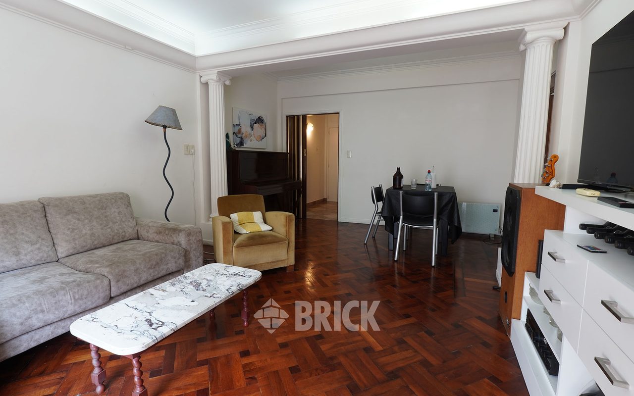 CAMARGO al 800 Piso 4 4