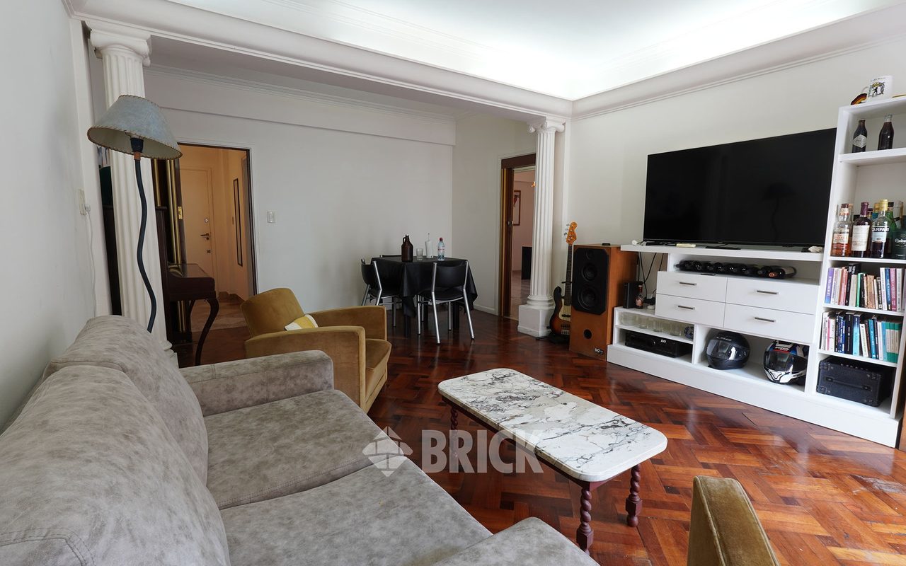 CAMARGO al 800 Piso 4 5