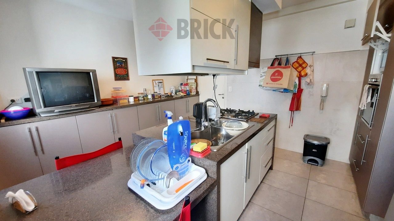 JUNCAL al 1200 Piso 7 18