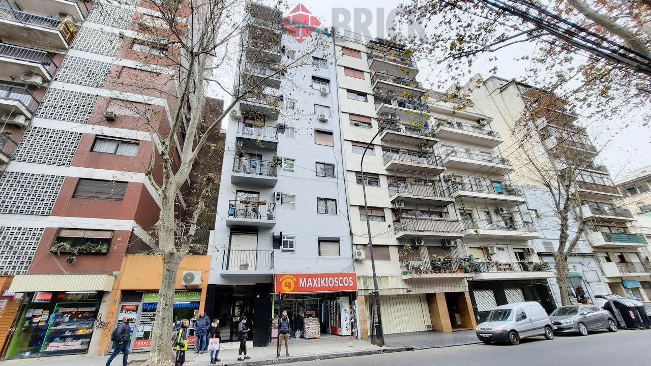 SARMIENTO al 3500 Piso 6 12