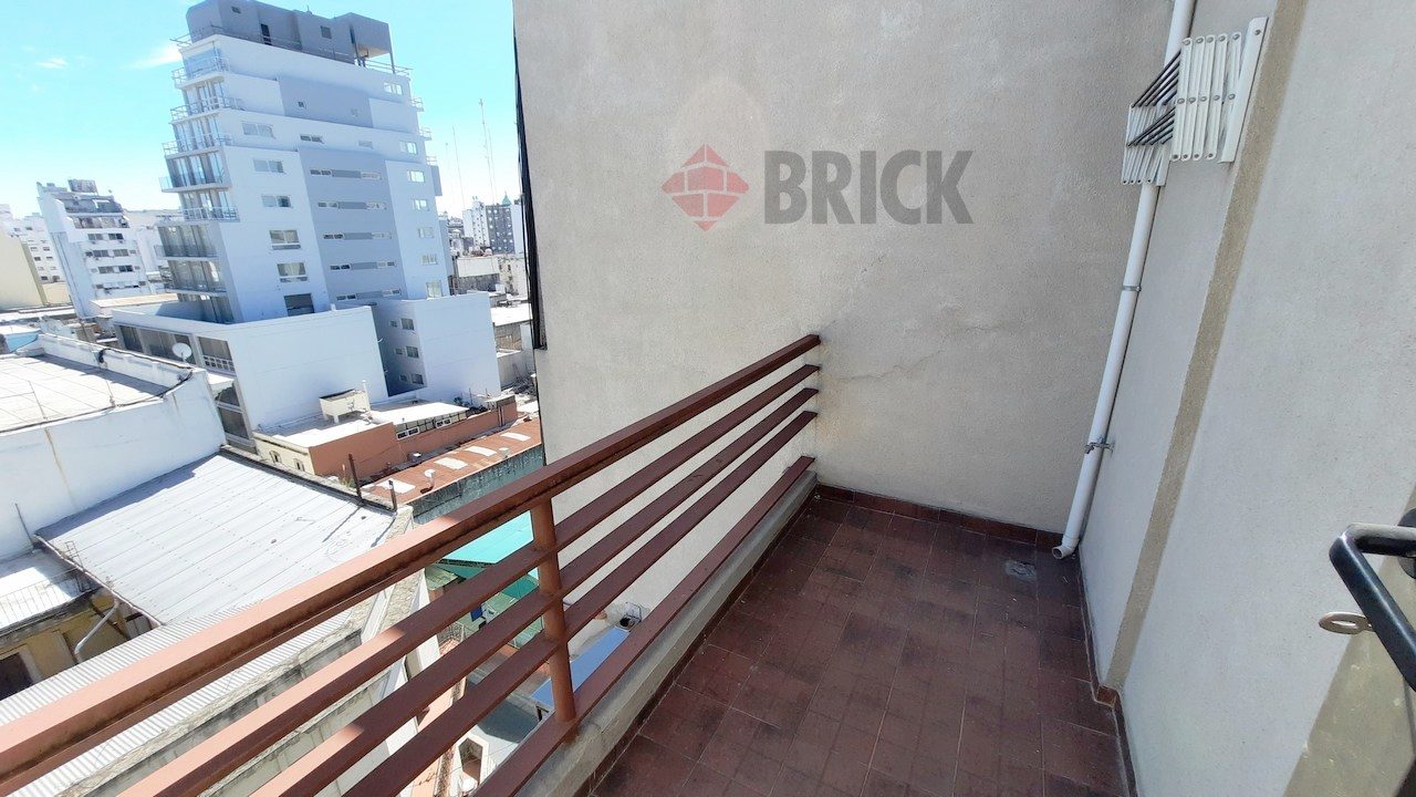 SANTIAGO DEL ESTERO al 600 Piso 7 22