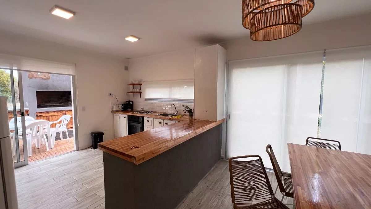 LAS GAVIOTAS (CALLE 30) 9