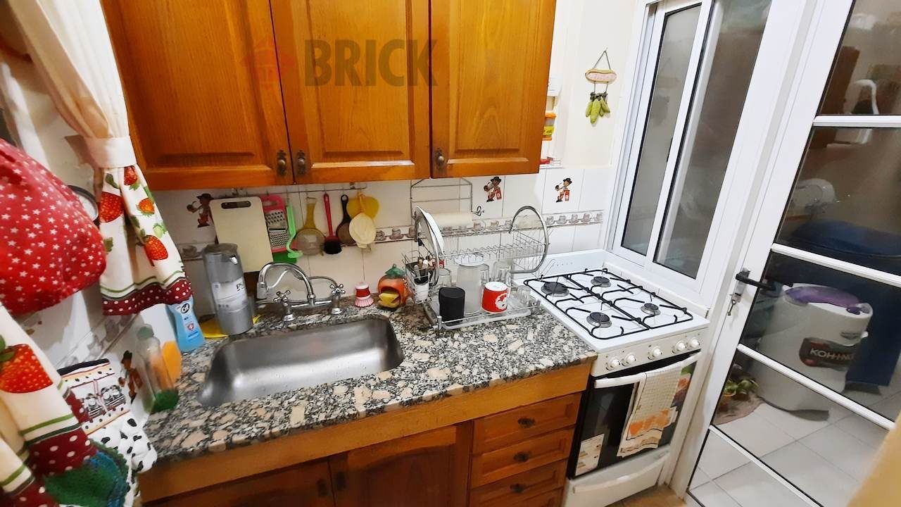 ECUADOR al 1300 Piso PB 14