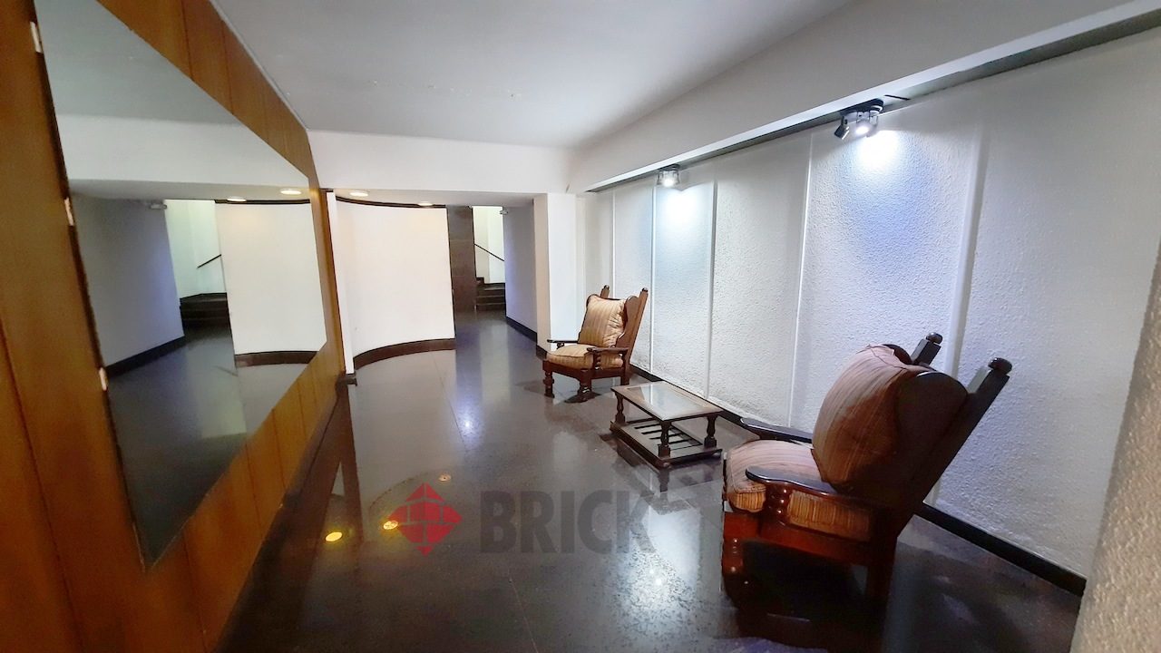 GRANADEROS al 400 Piso 2 19