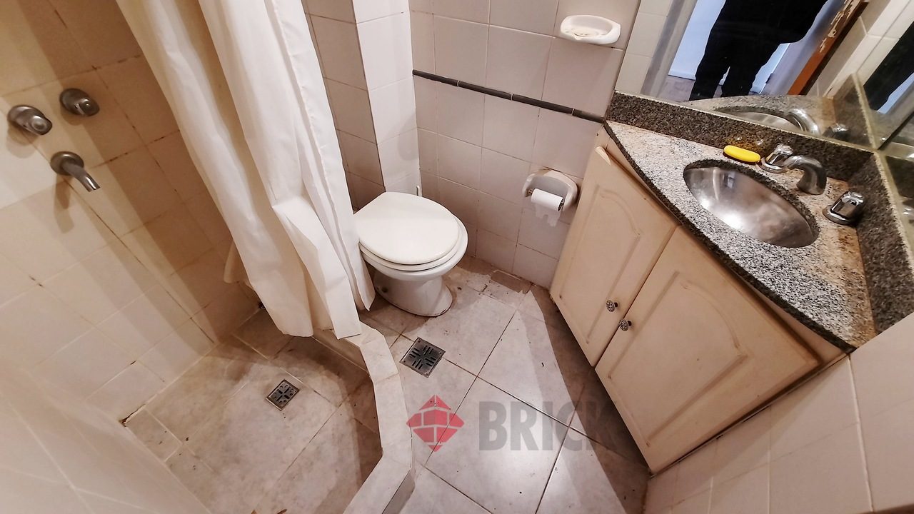 CORRIENTES, AV. al 2300 Piso 13 10