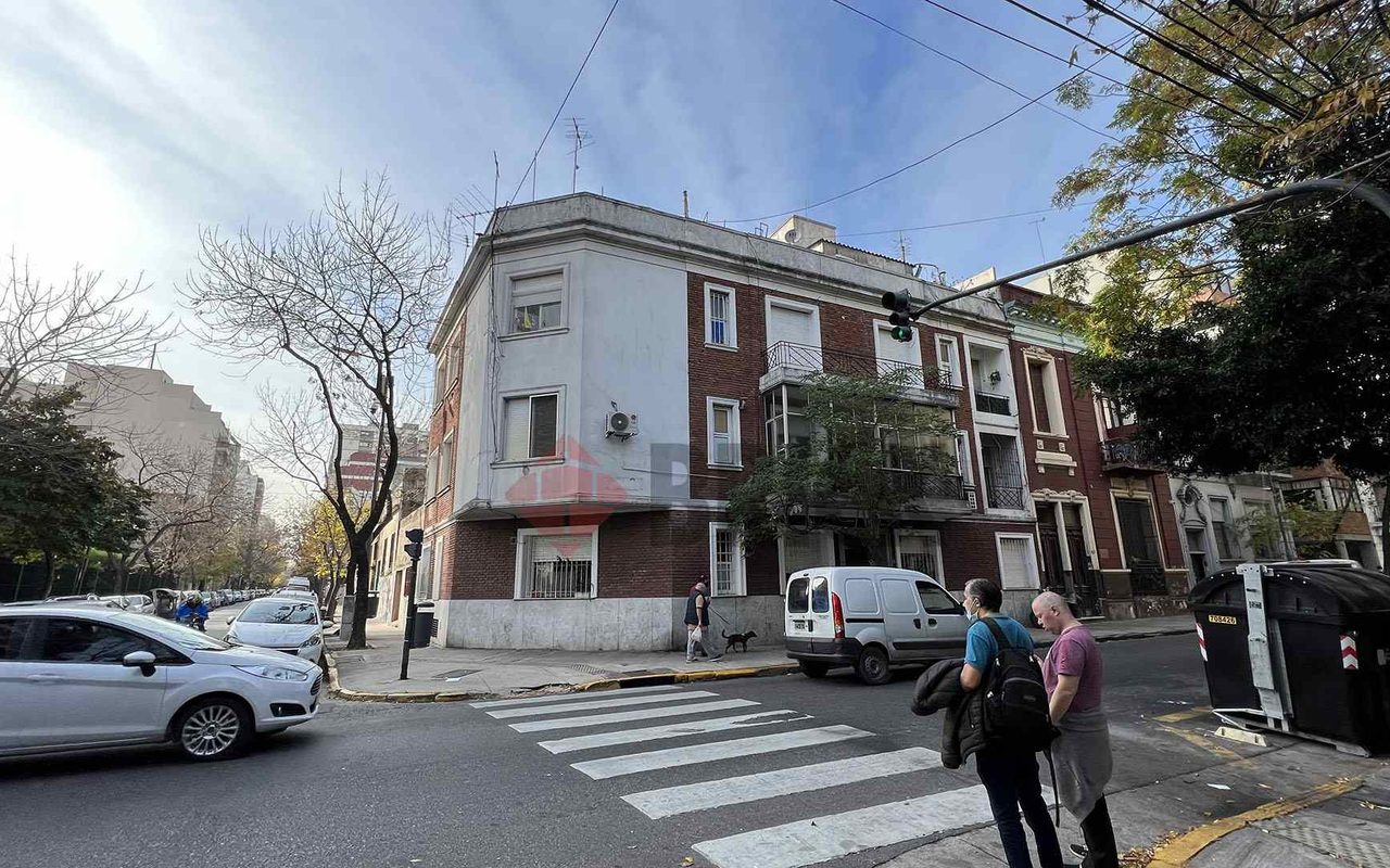 URQUIZA, GRAL. al 1100 Piso PB 12