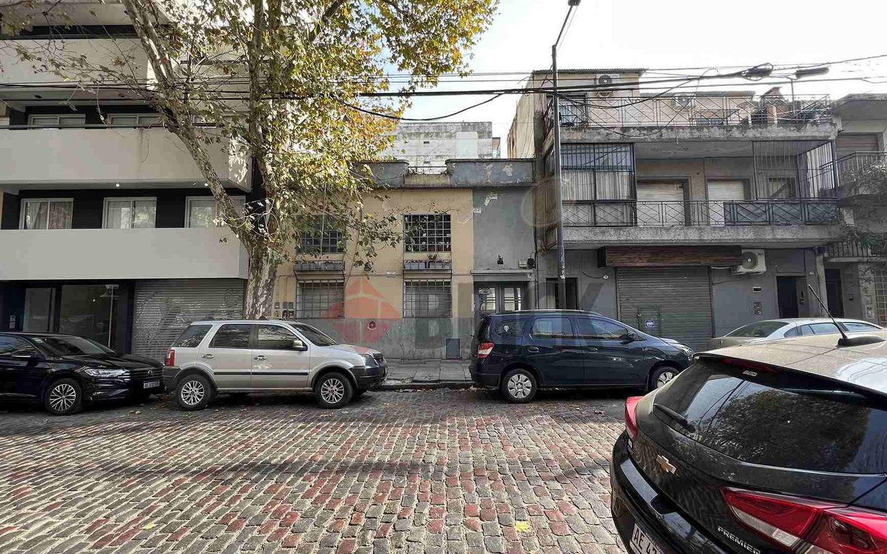 ACEVEDO al 700 Piso PB 15