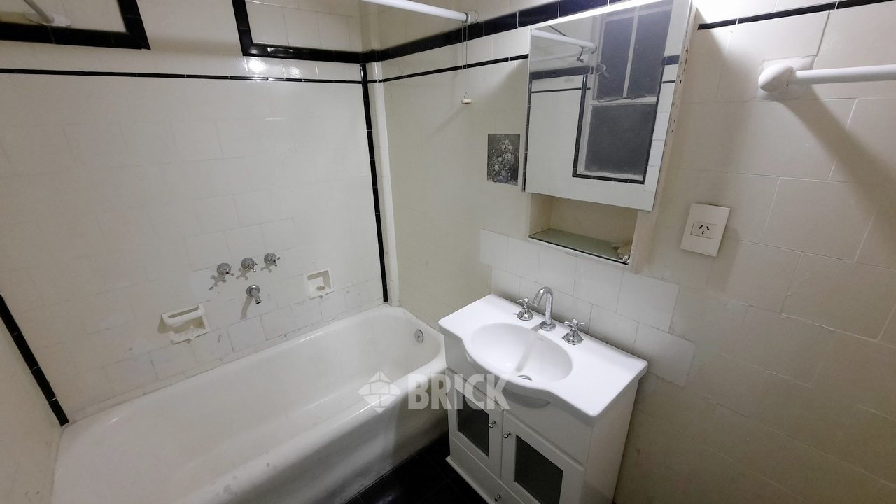 CORDOBA, AV. al 1400 Piso 4 10