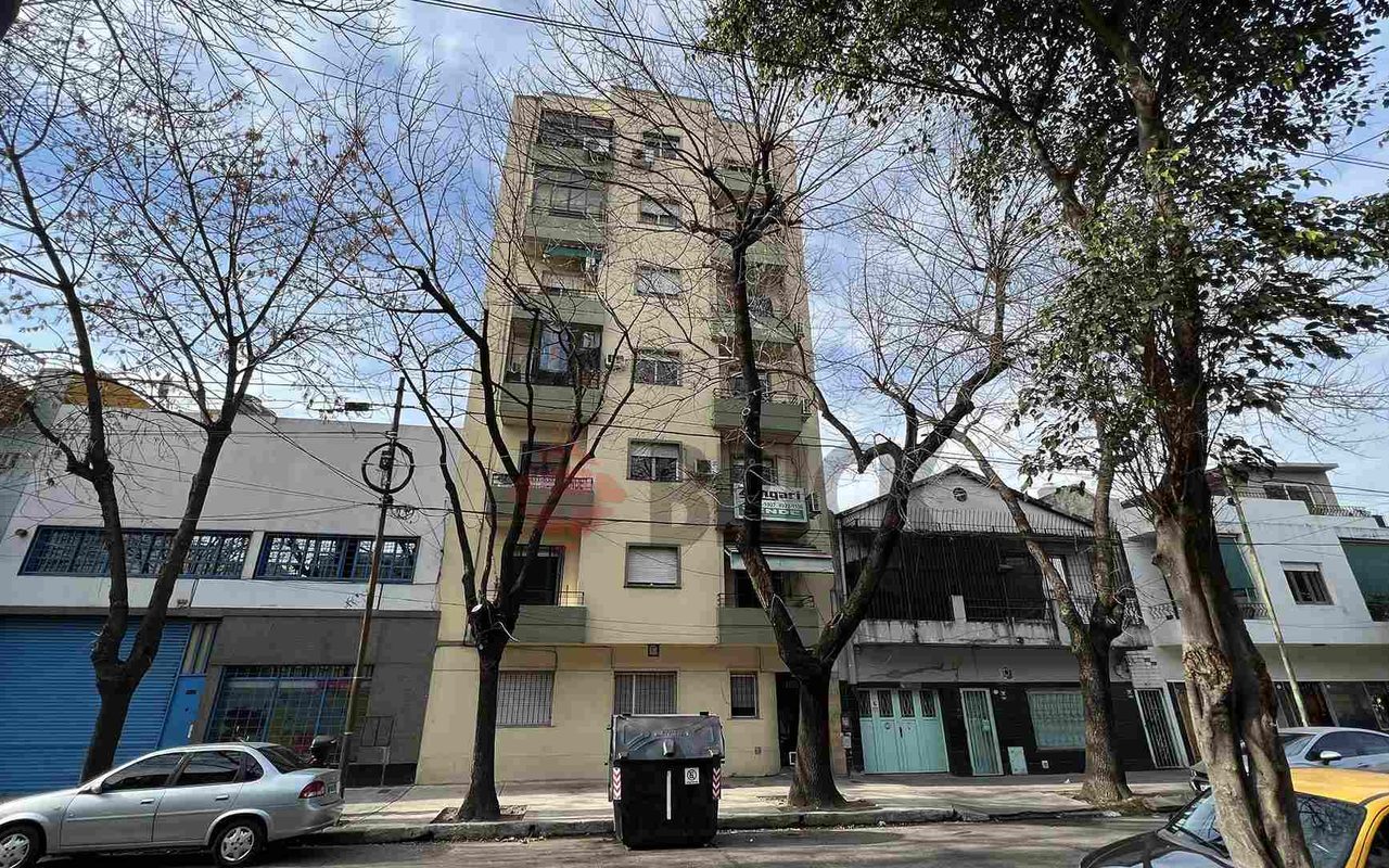 MITRE, EMILIO al 1700 Piso 1 15