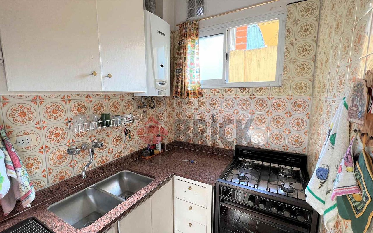 MITRE, EMILIO al 1700 Piso 1 5