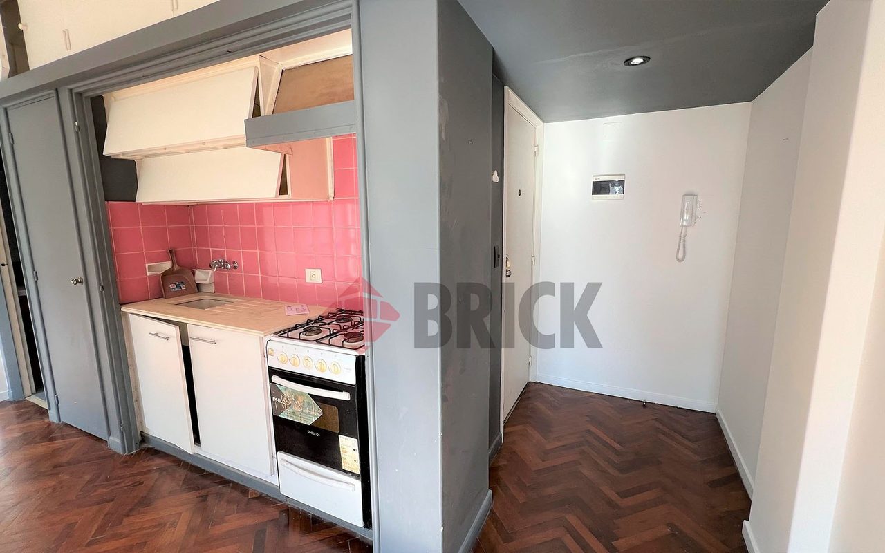 PARAGUAY al 1400 Piso 10 3