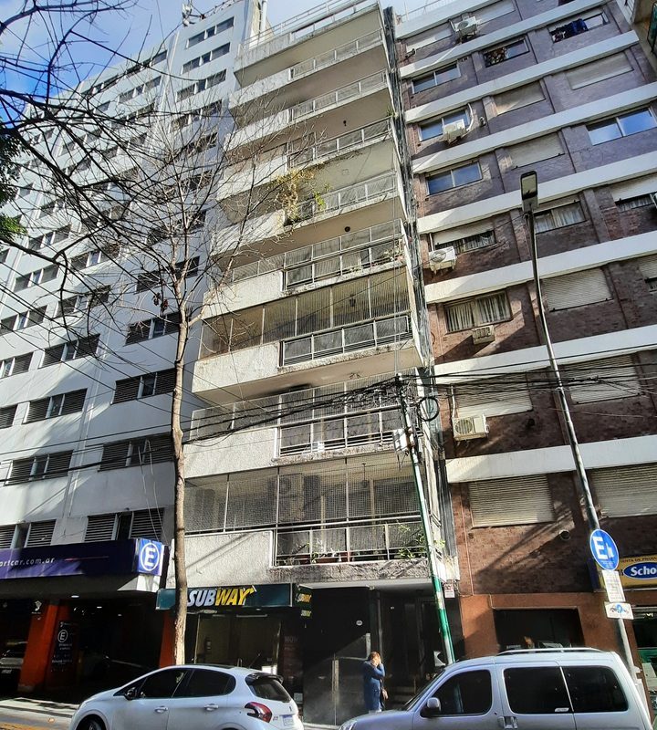AZCUENAGA al 1000 Piso 2 24