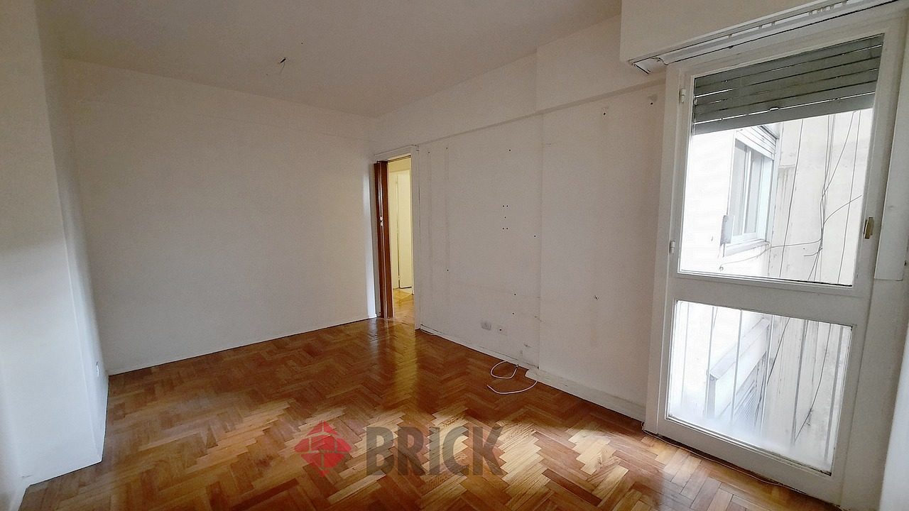 AZCUENAGA al 1000 Piso 2 3