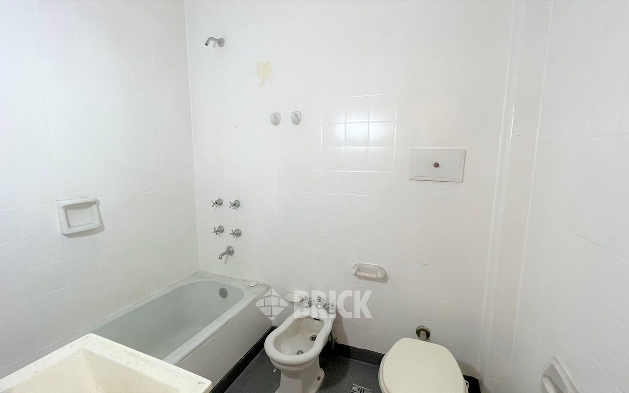 CHARCAS al 2500 Piso 1 16