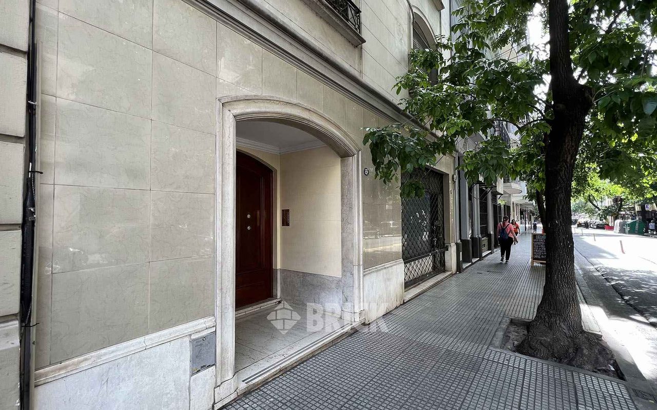 CHARCAS al 2500 Piso 1 31