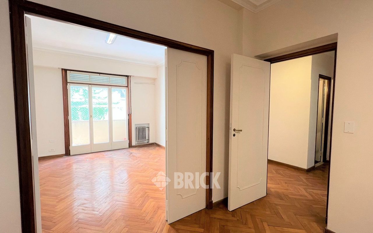 CHARCAS al 2500 Piso 1 3