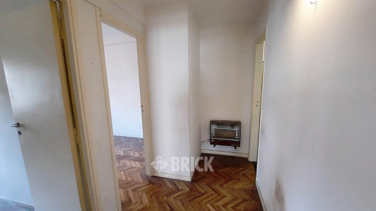 SOLIS al 600 Piso 4 12