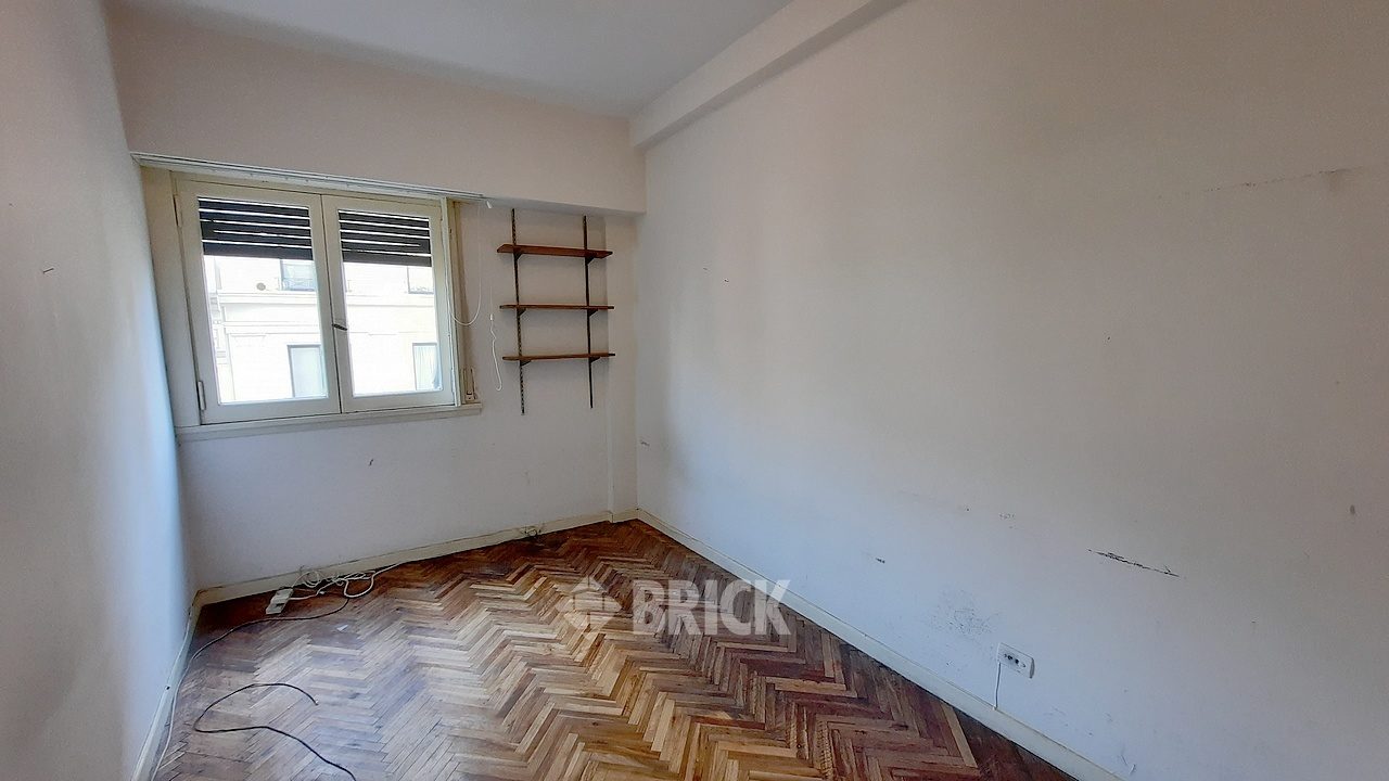 SOLIS al 600 Piso 4 14