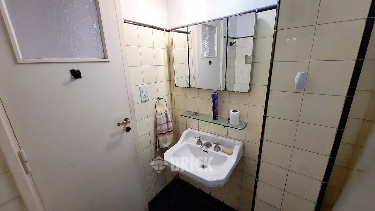 SOLIS al 600 Piso 4 18